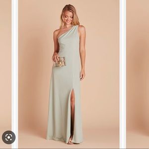 Birdie Grey - Kira Crepe Dress - Sage
S / SAGE